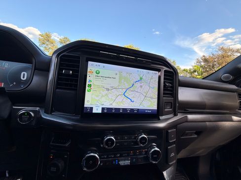 Used 2022 Ford F150 Lariat w/ Equipment Group 502A High AWD/4WD image 20