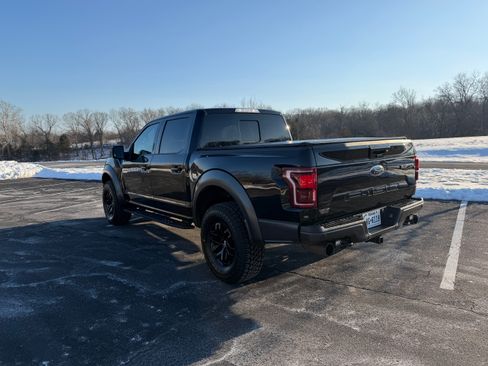 Used 2018 Ford F150 Raptor w/ Equipment Group 802A Luxury image 4