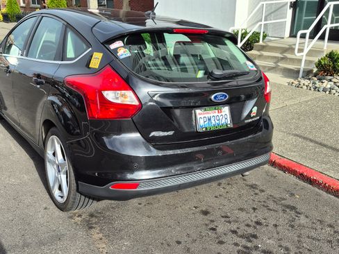 Used 2012 Ford Focus Titanium image 4