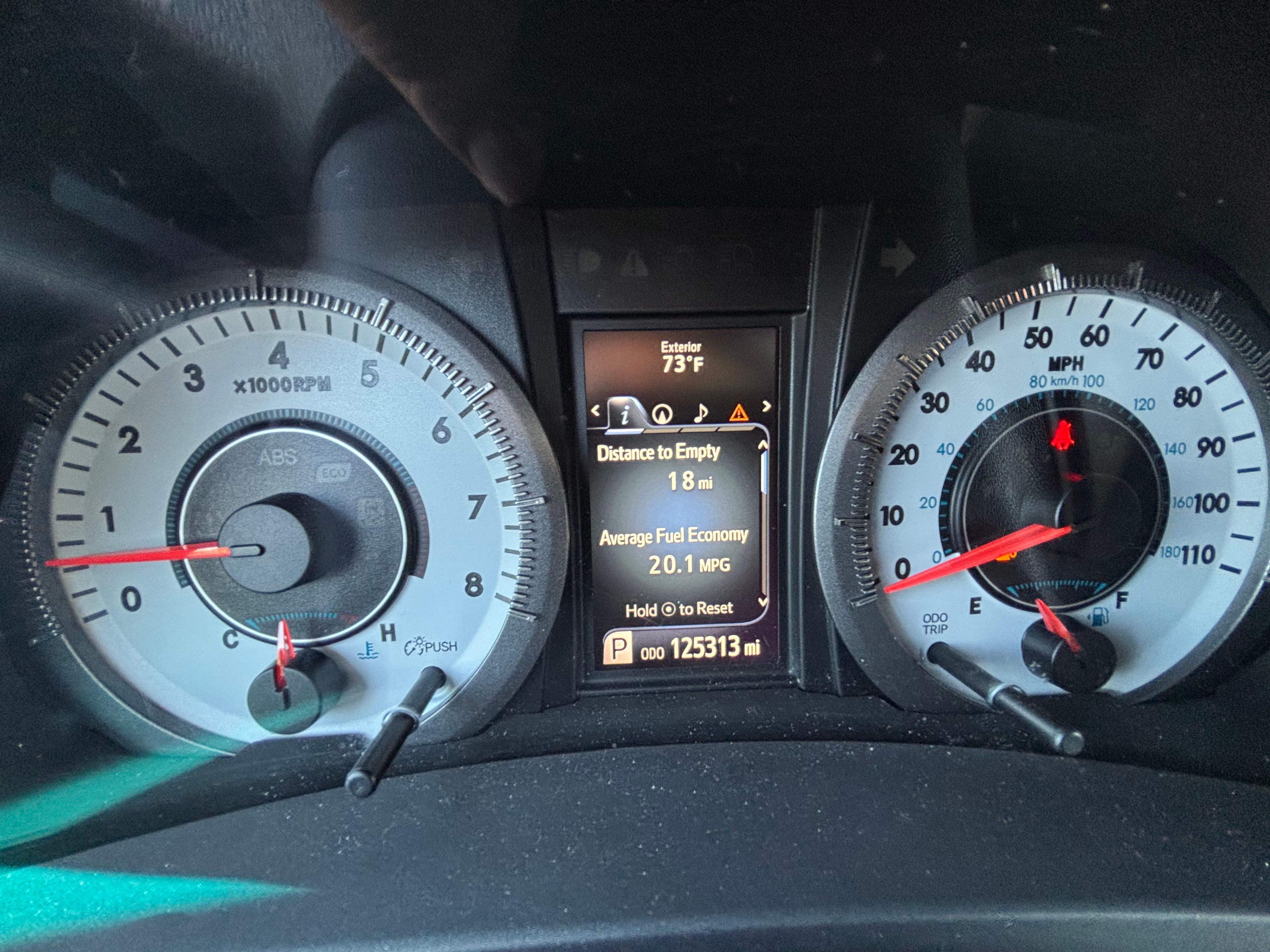 Used 2015 Toyota Sienna SE w/ SE Preferred Package FWD image 10