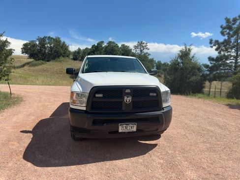 Used 2014 RAM 2500 Tradesman image 4