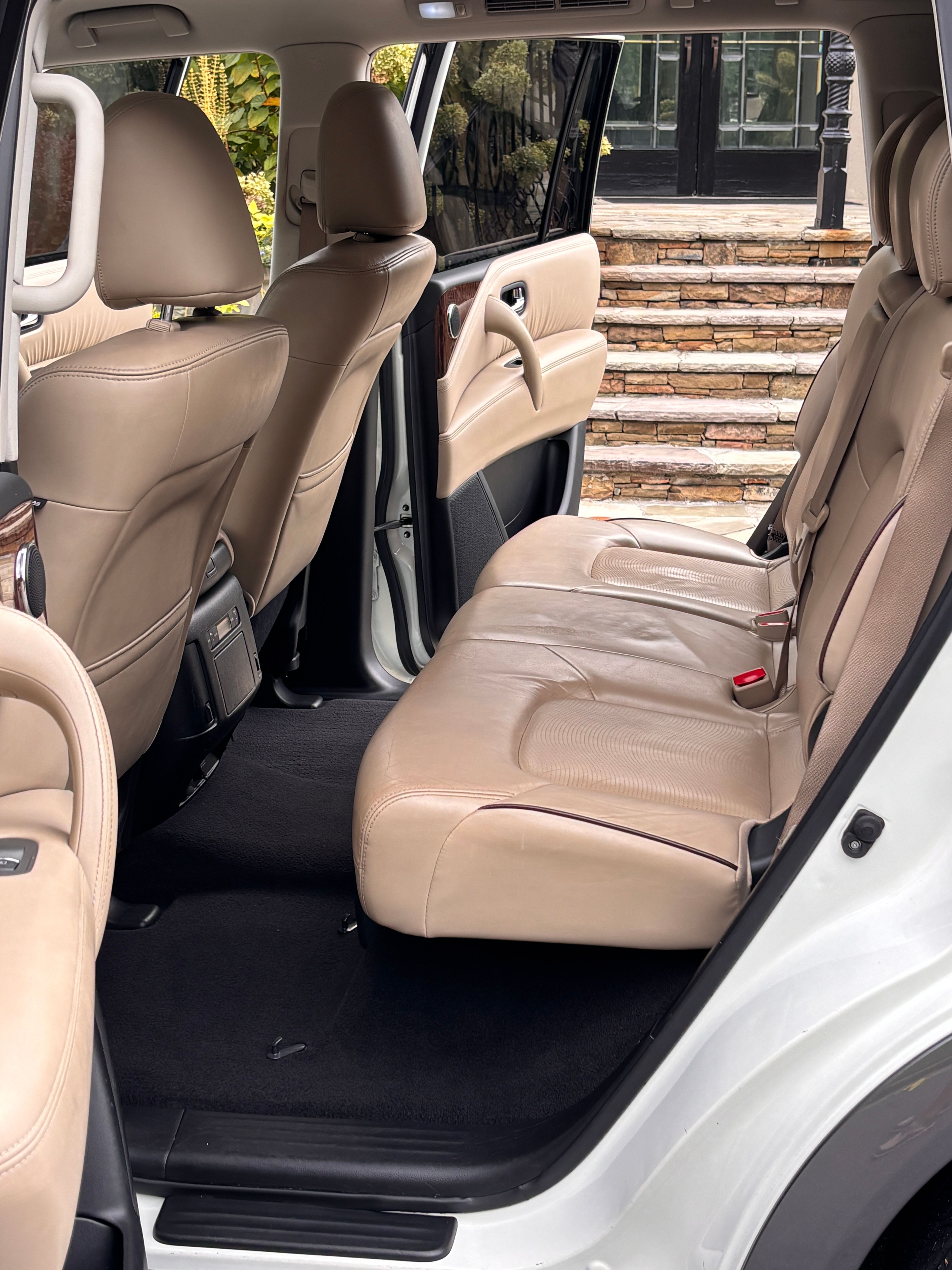 Used 2018 Nissan Armada SL w/ Premium Package RWD image 12