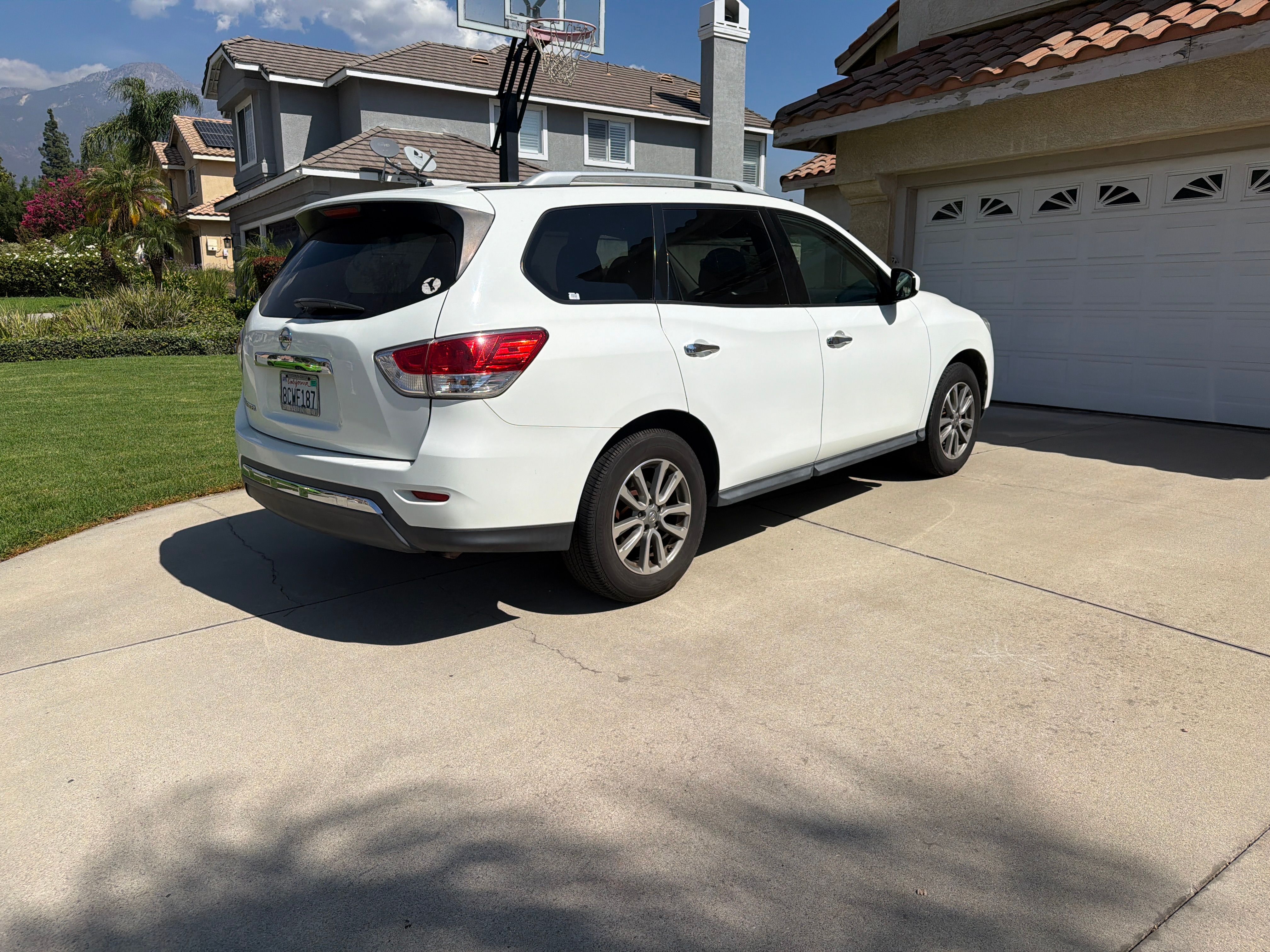 Used 2016 Nissan Pathfinder S FWD image 5
