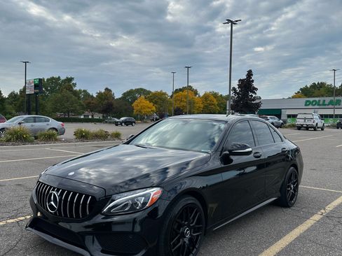 Used 2015 Mercedes-Benz C 400 4MATIC image 10