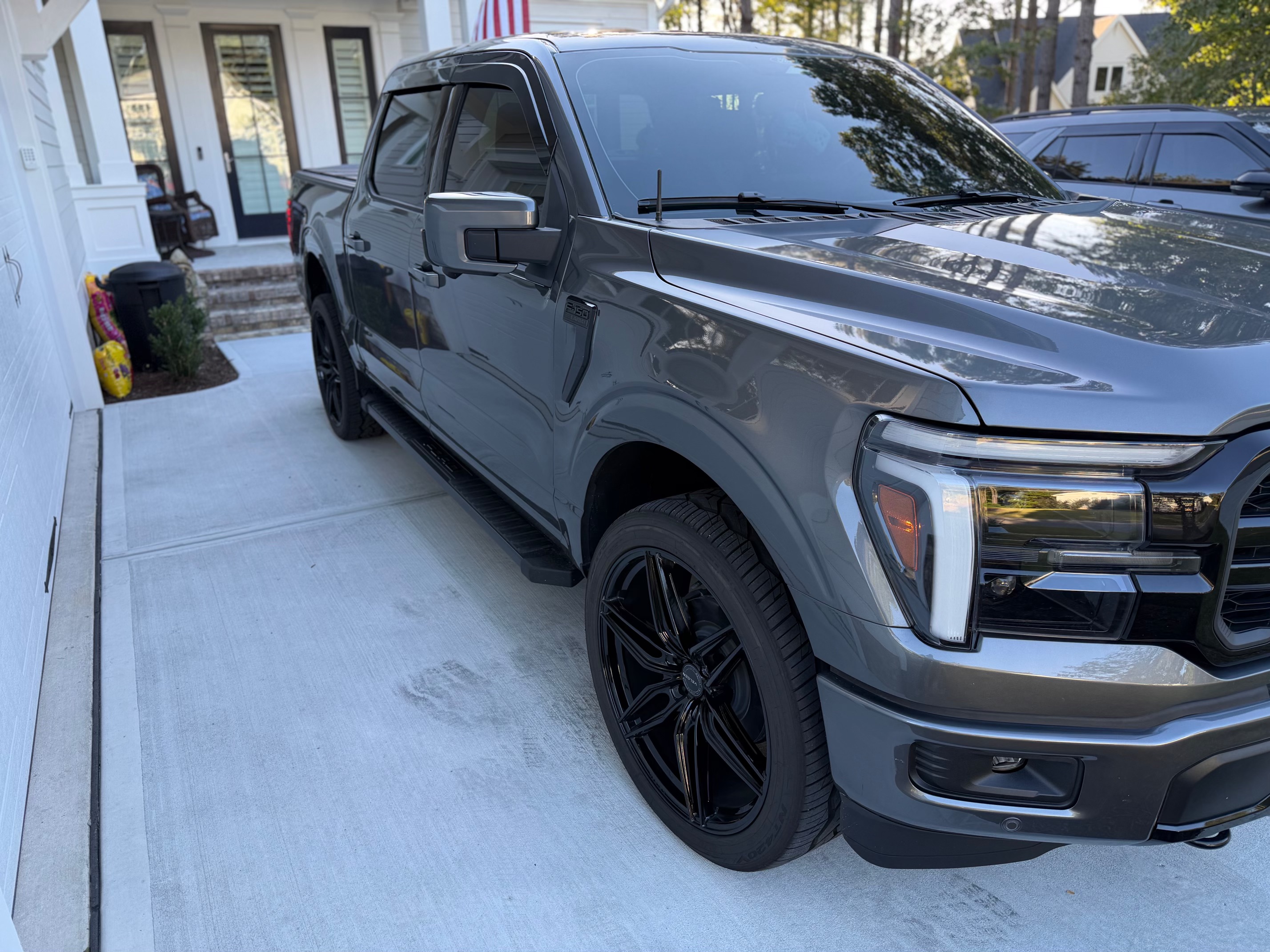 Used 2026 Ford F150 Lariat w/ FX4 Off-Road Package AWD/4WD image 11