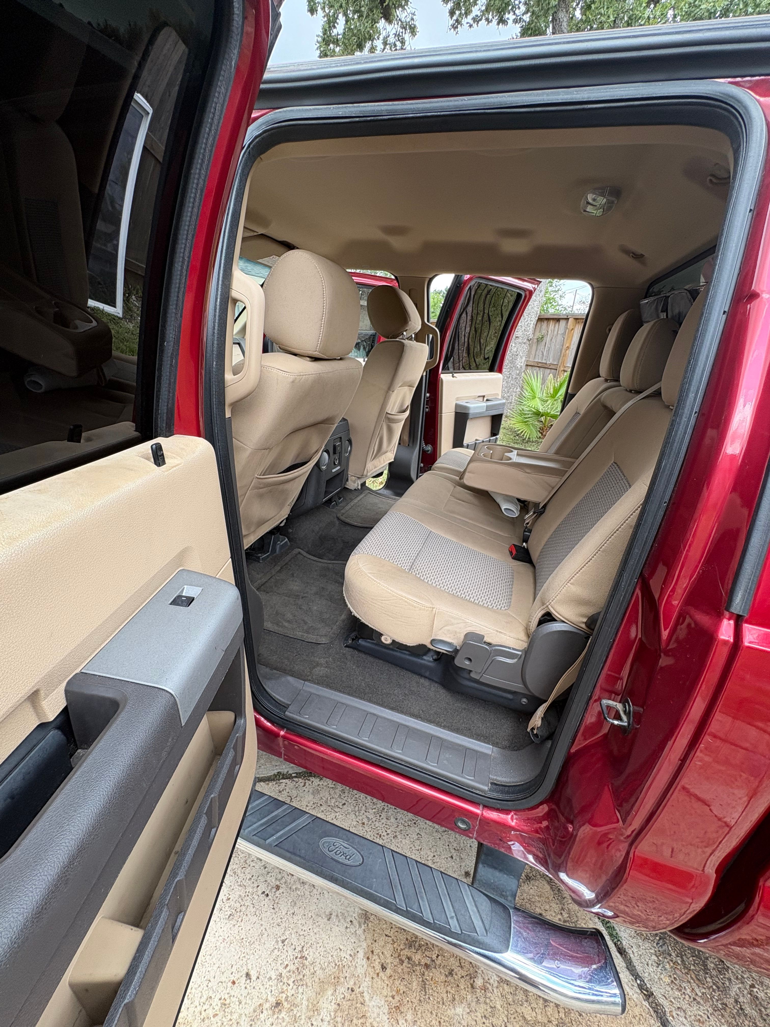 Used 2015 Ford F250 XLT w/ XLT Value Package AWD/4WD image 11