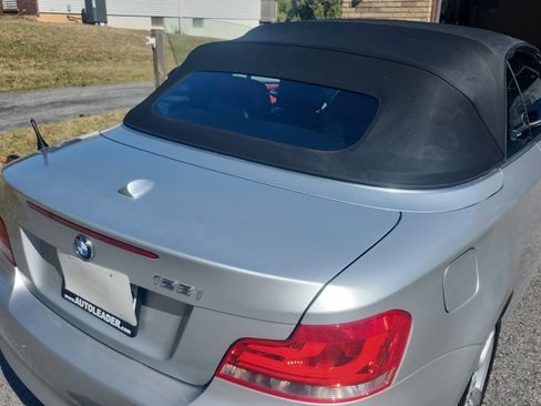 Used 2012 BMW 128i Convertible image 4