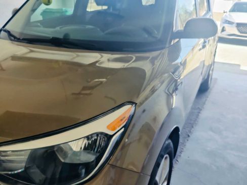 Used 2016 Kia Soul image 4