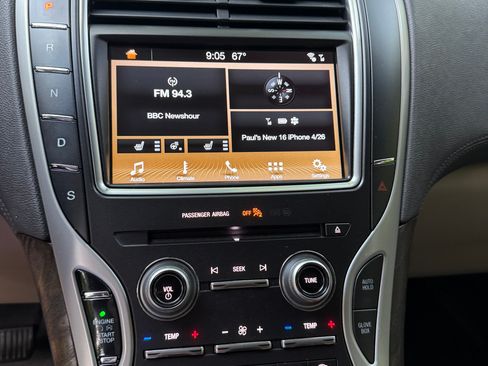Used 2017 Lincoln MKX Select w/ Lincoln MKX Climate Package AWD/4WD image 6