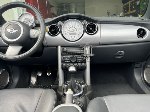 Used 2005 MINI Cooper S image 17