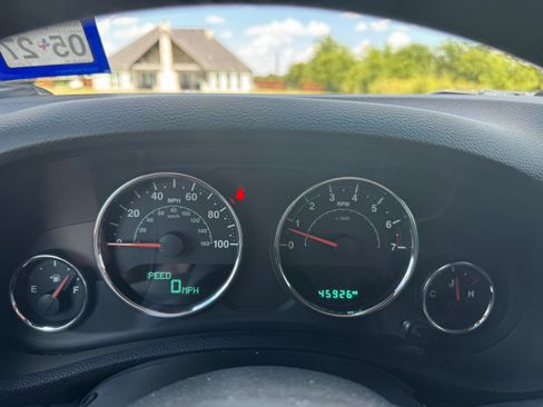Used 2015 Jeep Wrangler Sport w/ Quick Order Package 23S AWD/4WD image 14