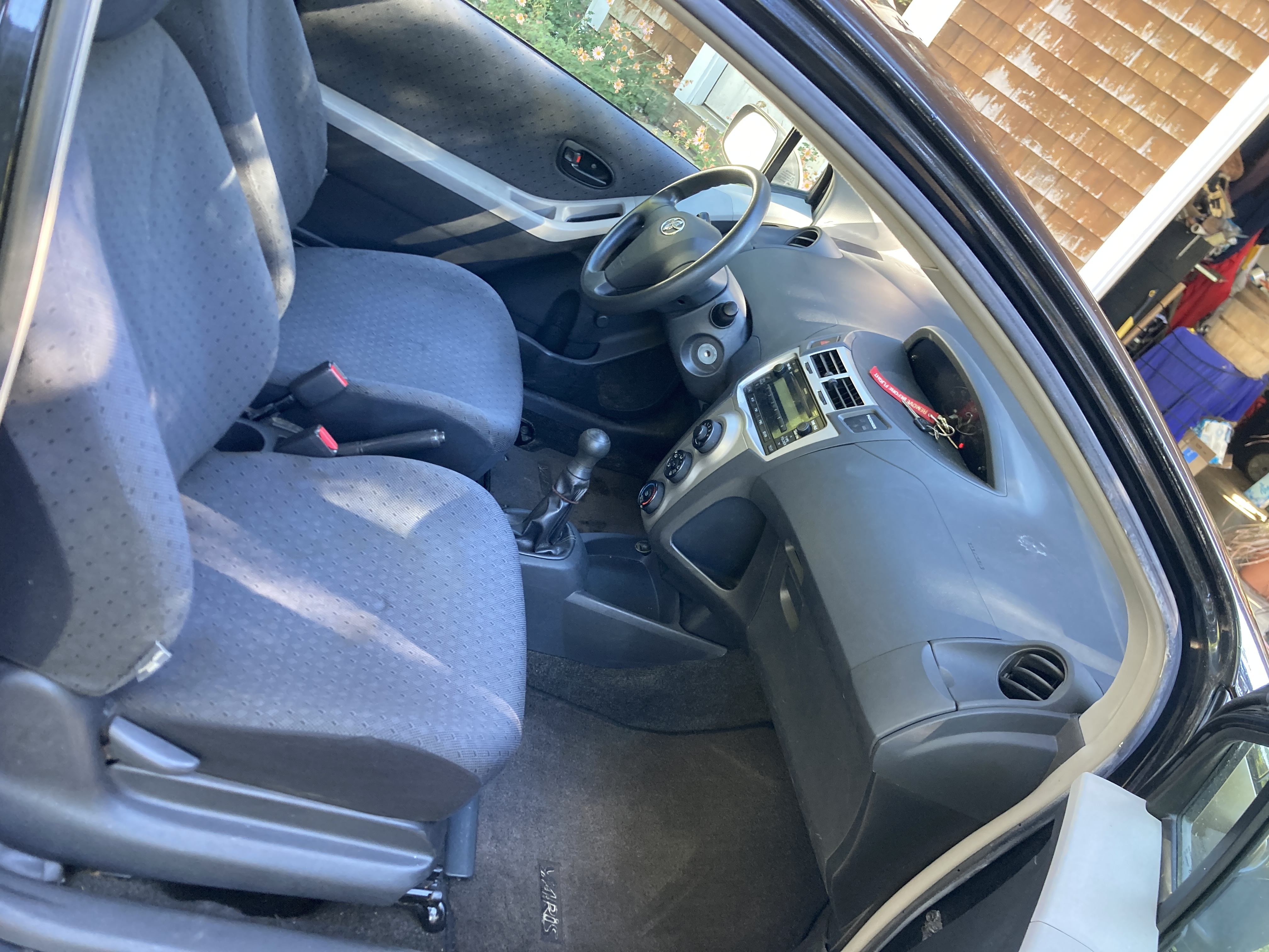 Used 2009 Toyota Yaris 2-Door Hatchback w/ Convenience Pkg FWD image 12