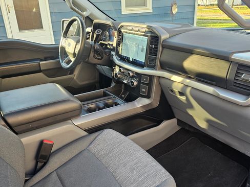 Used 2021 Ford F150 XLT w/ Equipment Group 302A High image 9