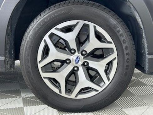 Used 2021 Subaru Forester Premium w/ Popular Package #1 image 8