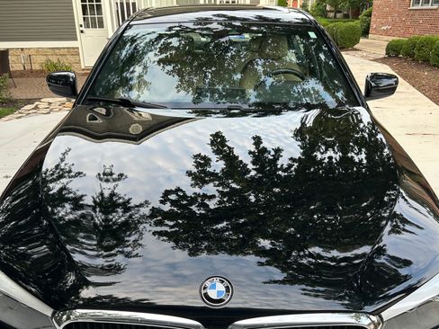 Used 2020 BMW 530i xDrive w/ Convenience Package AWD/4WD image 2
