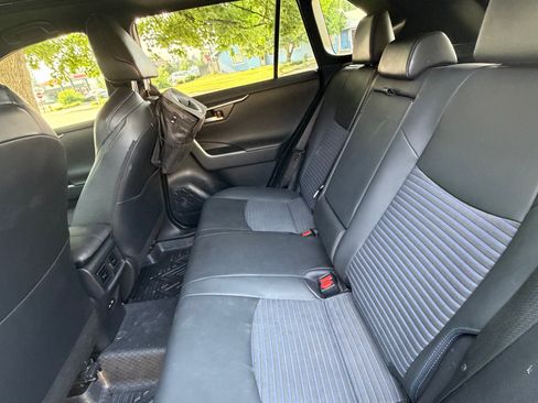 Used 2021 Toyota RAV4 XSE AWD/4WD image 8