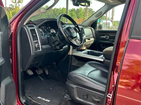 Used 2016 RAM 2500 Laramie w/ Protection Group AWD/4WD image 9