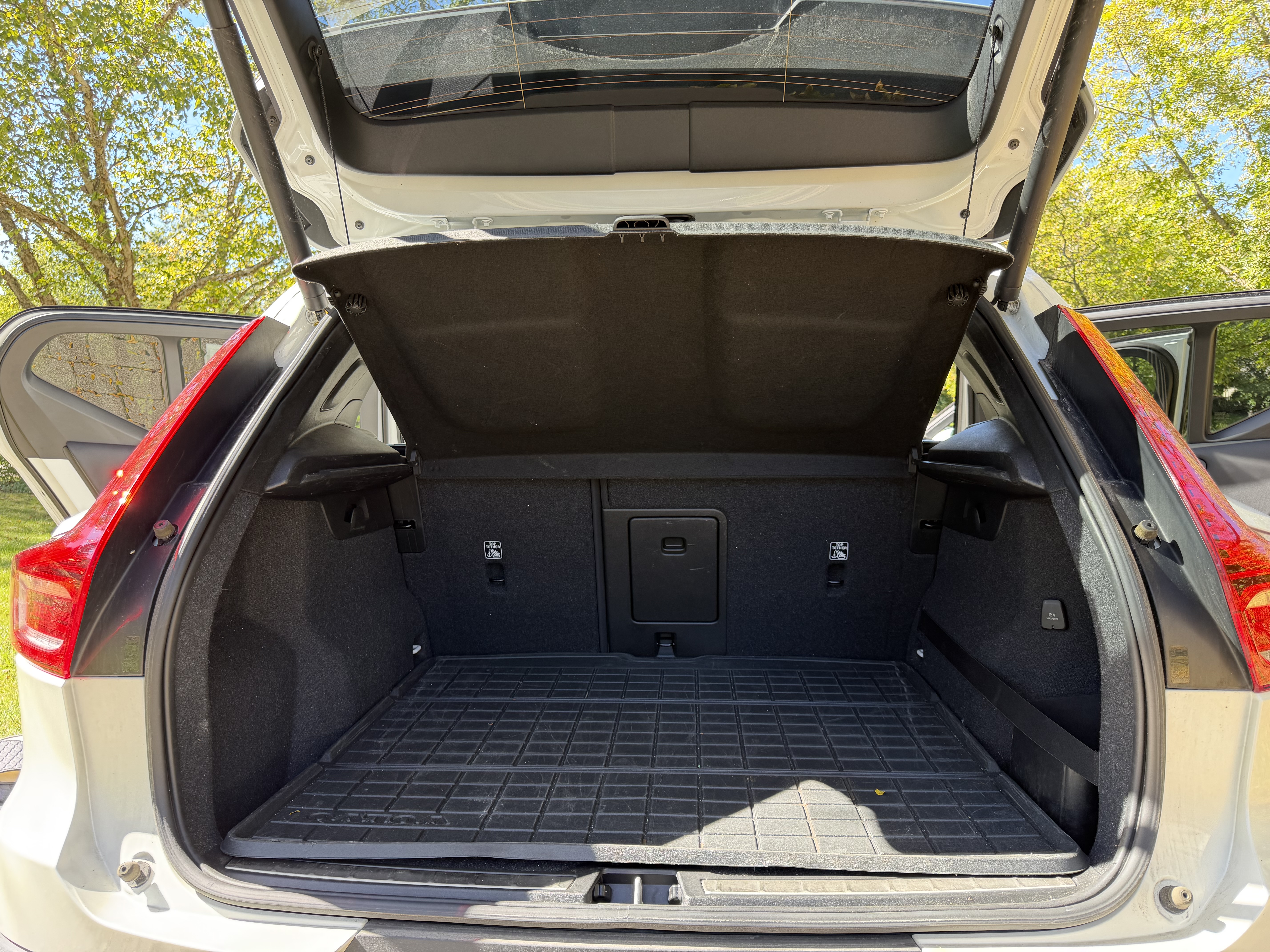 Used 2019 Volvo XC40 T5 Inscription AWD/4WD image 14