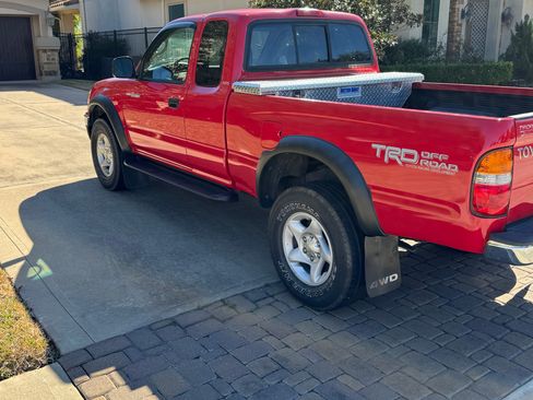 Used 2004 Toyota Tacoma 4x4 Xtracab V6 image 5