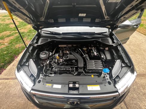 Used 2022 Volkswagen Taos SE image 10