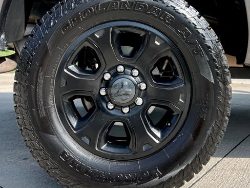 Used 2018 RAM 2500 Lone Star w/ Sport Appearance Group AWD/4WD image 30