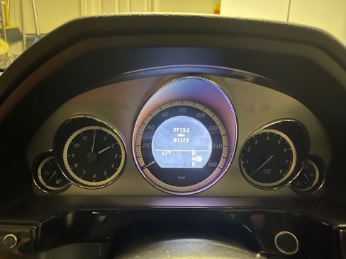 Used 2011 Mercedes-Benz E 350 Sedan image 4