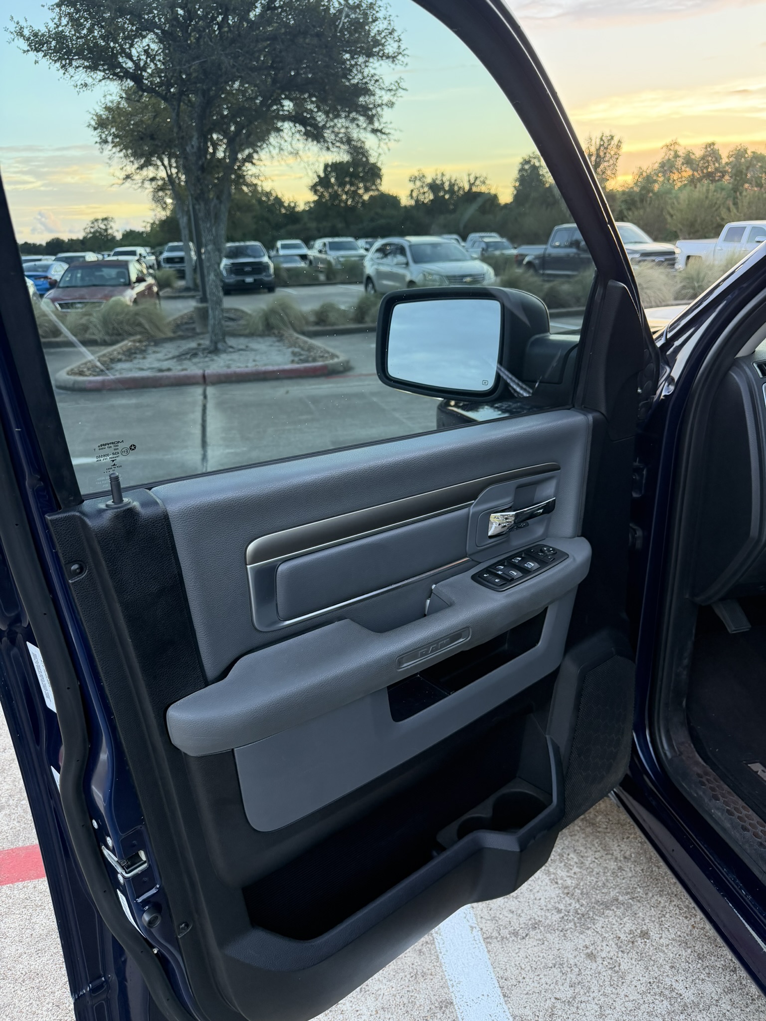 Used 2016 RAM 1500 Lone Star RWD image 25