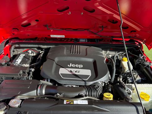 Used 2014 Jeep Wrangler Unlimited Sport w/ Quick Order Package 23S image 12