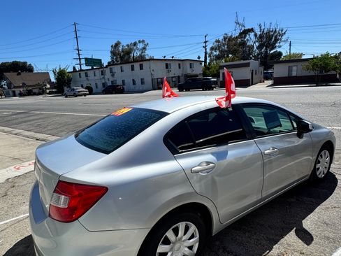 Used 2012 Honda Civic LX image 6