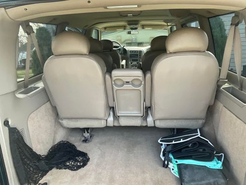 Used 2000 GMC Safari Minivan 3D w/ SLT Marketing Option Pkg 3 image 5