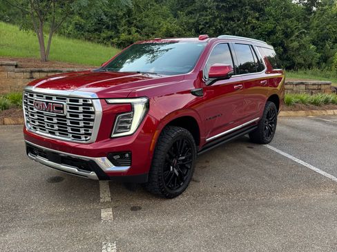Used 2025 GMC Yukon Denali w/ Denali Reserve Package AWD/4WD image 16