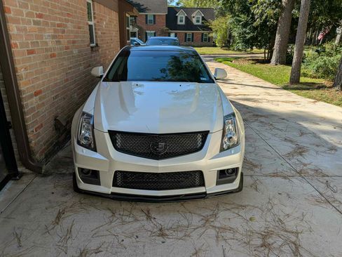 Used 2009 Cadillac CTS V image 4
