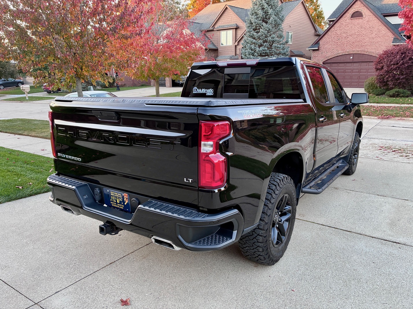 Used 2020 Chevrolet Silverado 1500 LT Trail Boss AWD/4WD image 8