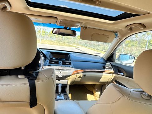 Used 2012 Honda Accord EX-L image 10