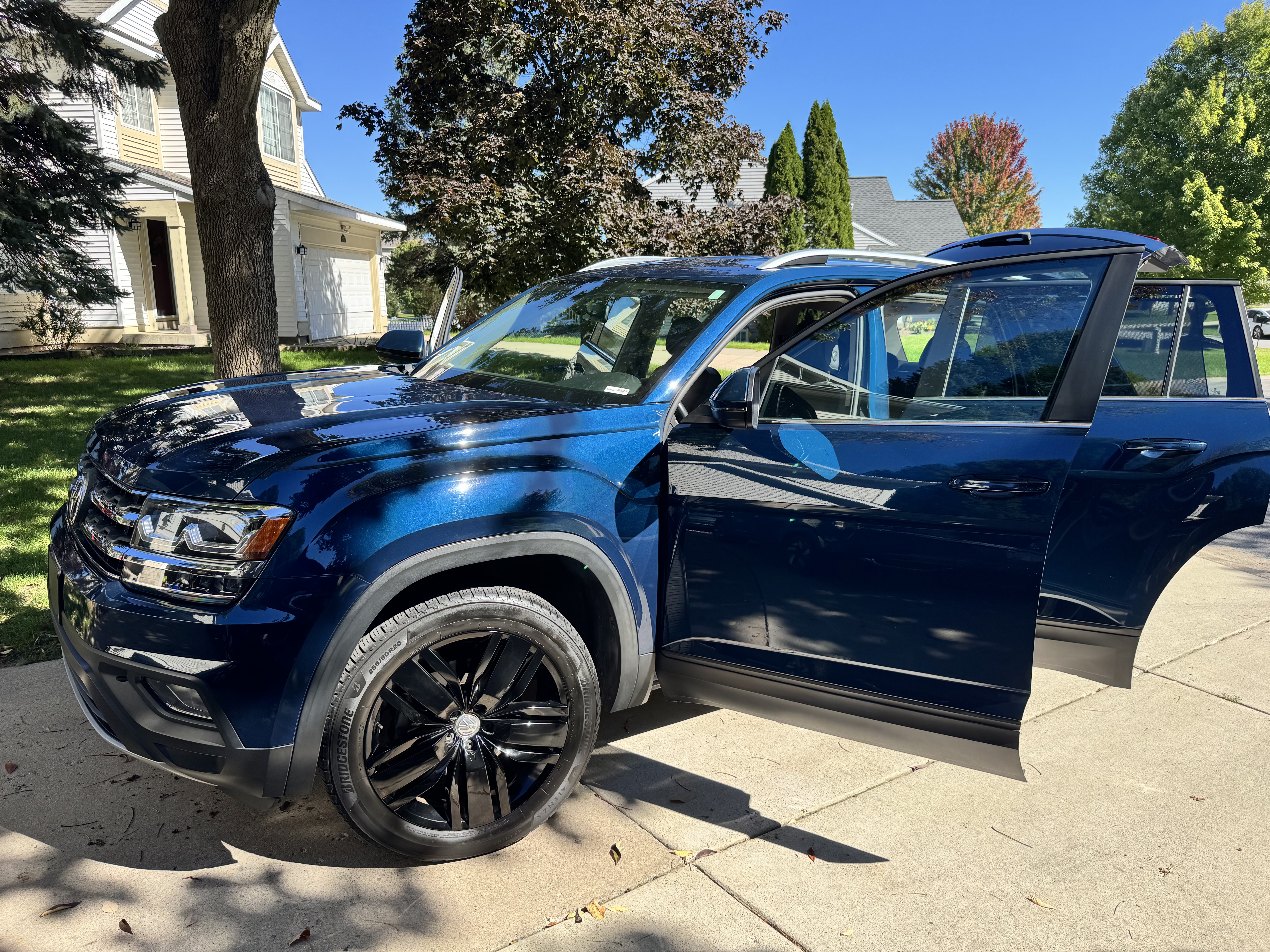 Used 2018 Volkswagen Atlas SE FWD image 4