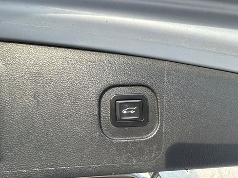 Used 2016 GMC Terrain SLT w/ Driver Alert Package I FWD image 11