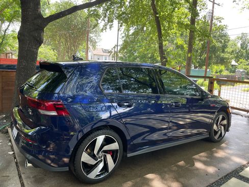 Used 2022 Volkswagen GTI S FWD image 11