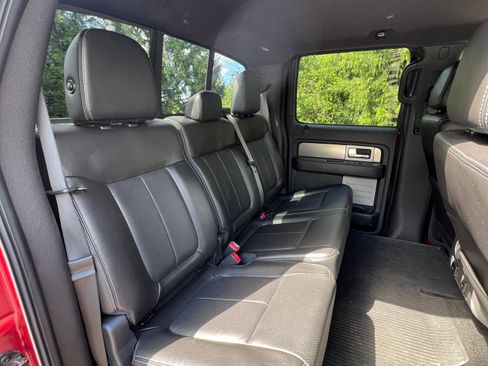 Used 2014 Ford F150 FX4 w/ Equipment Group 402A Luxury AWD/4WD image 9