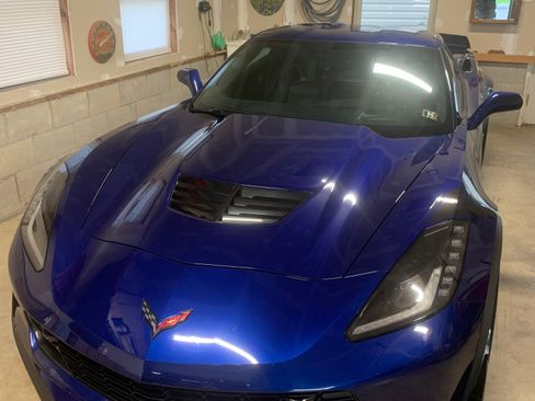 Used 2016 Chevrolet Corvette Z06 w/ 3LZ Preferred Equipment Group RWD image 9