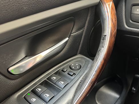 Used 2013 BMW 328i xDrive Sedan AWD/4WD image 13