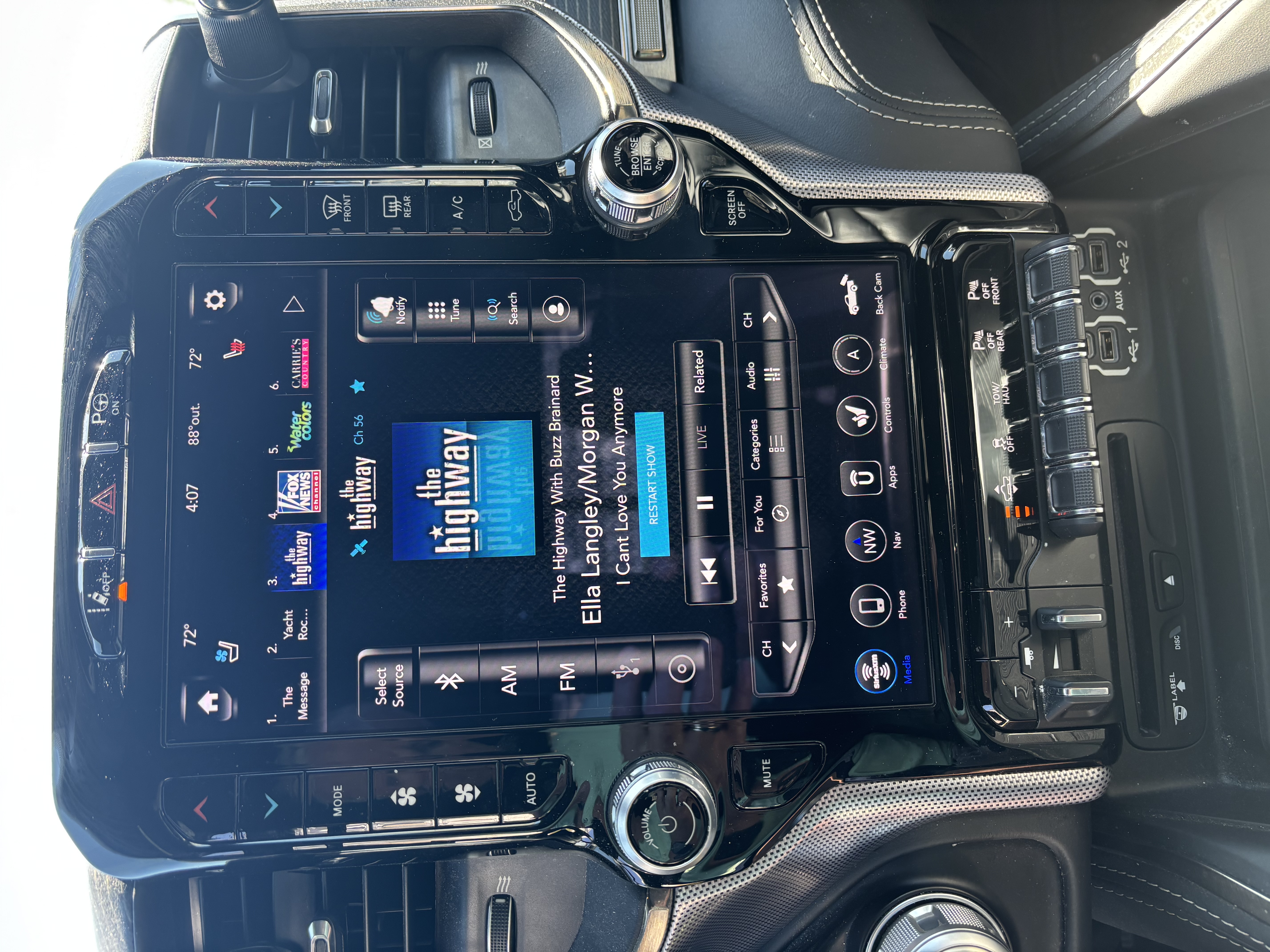 Used 2019 RAM 1500 Limited AWD/4WD image 18
