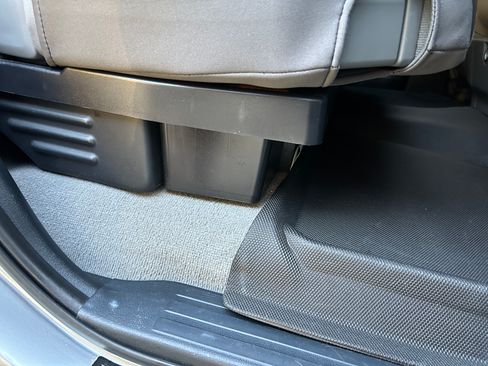 Used 2010 Toyota Tundra 2WD Double Cab image 21