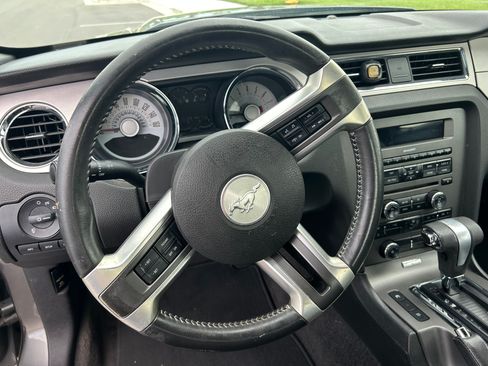 Used 2011 Ford Mustang Premium w/ 202A Rapid Spec Order Code RWD image 16