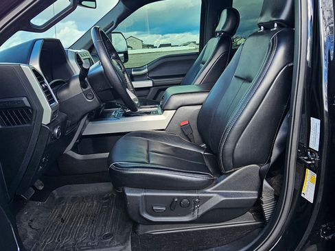 Used 2019 Ford F150 Lariat w/ Equipment Group 502A Luxury image 10