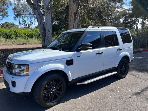 Used 2016 Land Rover LR4 HSE Silver Edition AWD/4WD image 1
