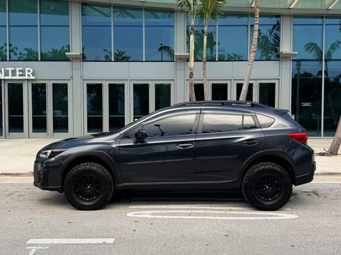 Used 2019 Subaru Crosstrek 2.0i Limited w/ Moonroof Package w/Navigation AWD/4WD image 8