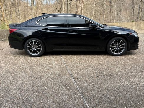 Used 2017 Acura TLX V6 SH-AWD w/ Technology Pkg image 1