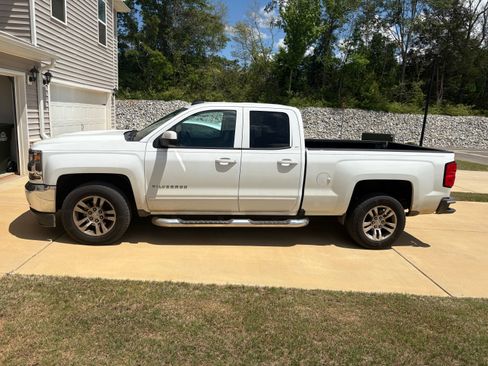 Used 2016 Chevrolet Silverado 1500 LT w/ All Star Edition RWD image 2