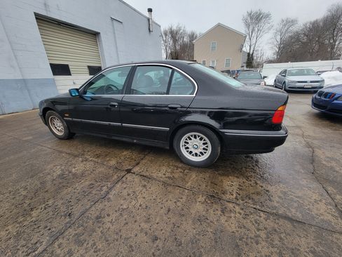 Used 1998 BMW 528i Sedan image 2