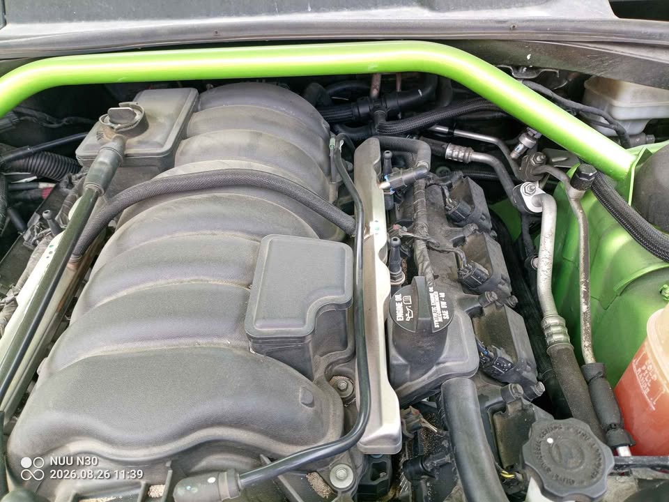 Used 2011 Dodge Challenger SRT8 w/ Green w/Envy Group RWD image 12